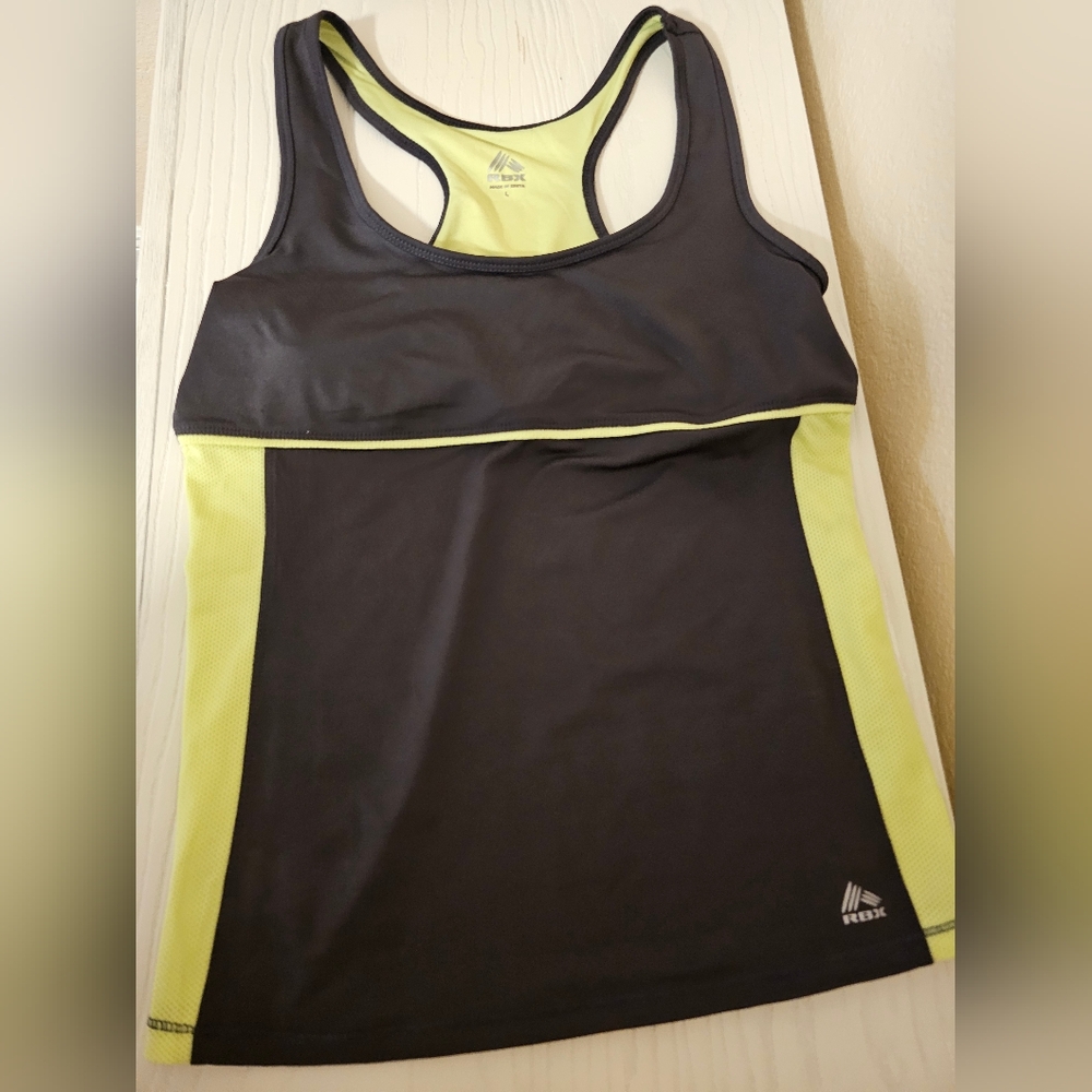RBX Active Sz.L. Sleeveless Racer Back Top With built-in bra.